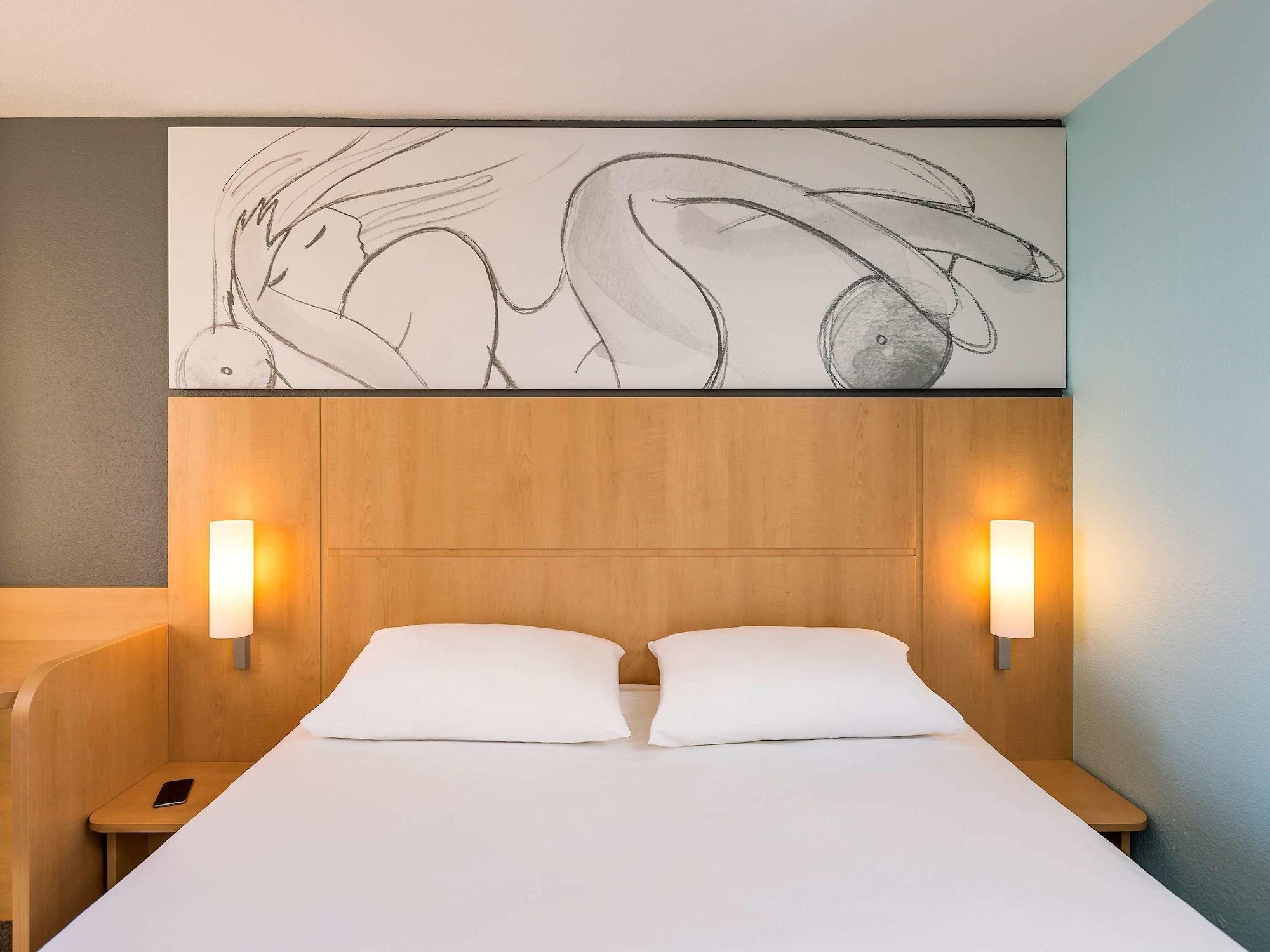 Ibis 3*