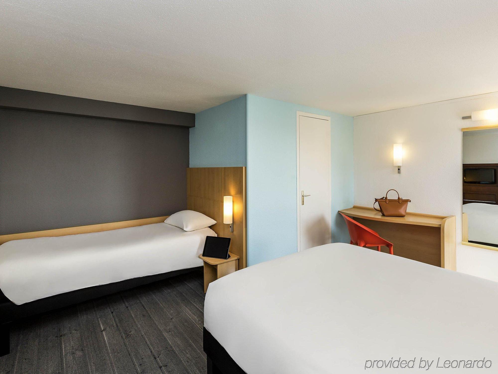 Ibis 3*